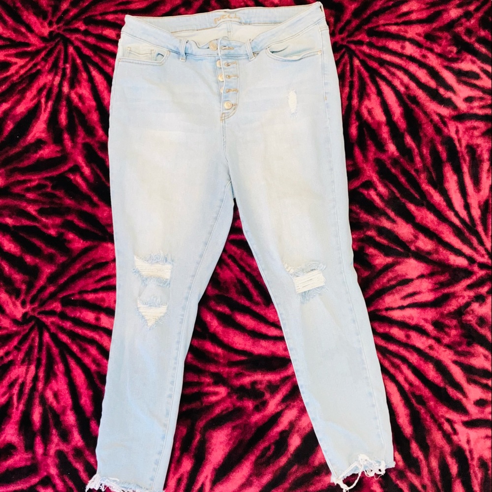Sky blue rip jeans.